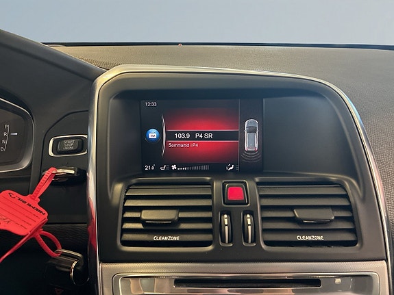 Volvo XC60 10 of 18