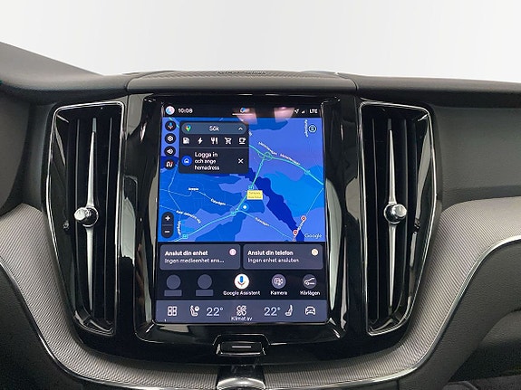 Volvo XC60 13 of 20