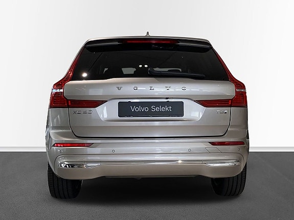 Volvo XC60 8 of 20