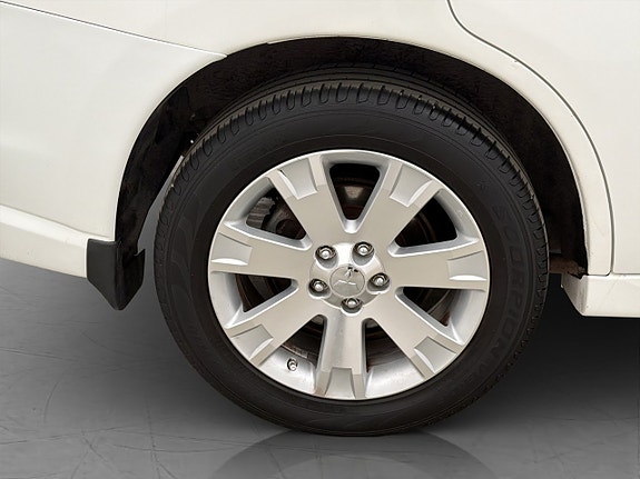 Mitsubishi Outlander 26 of 27