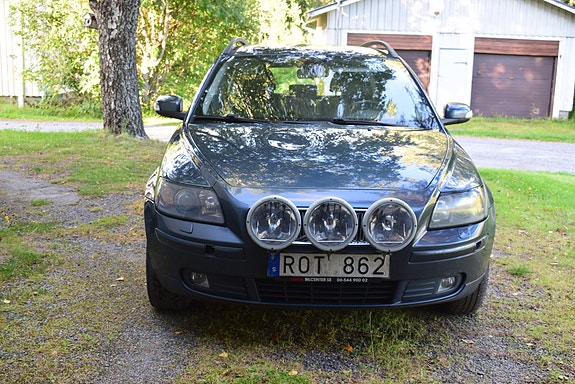 Volvo V50 9 of 13