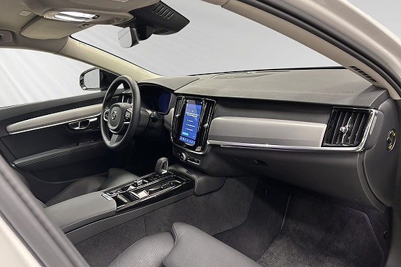 Volvo V90 10 of 11