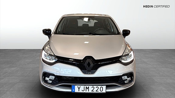 Renault Clio 8 of 9
