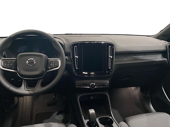 Volvo EX40 5 of 14