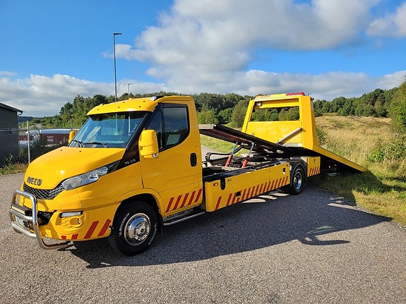 Bärgningsbil flakbärgare IVECO DAILY Euro 6 4 of 5