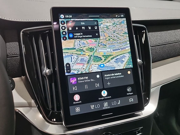 Volvo XC90 12 of 18