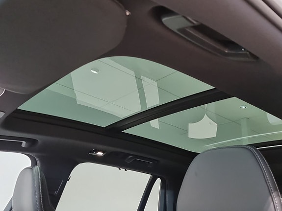 Volvo XC90 17 of 18
