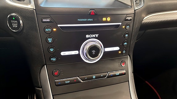 Ford S-MAX 16 of 18