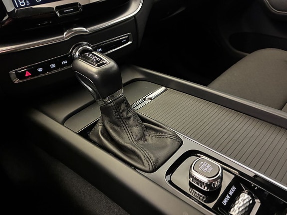 Volvo XC60 19 of 19