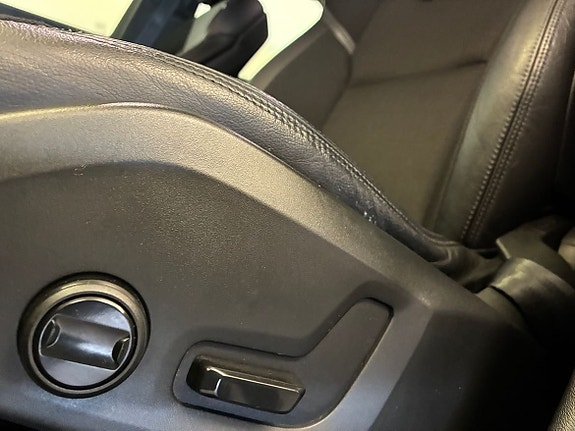 Volvo XC60 15 of 19