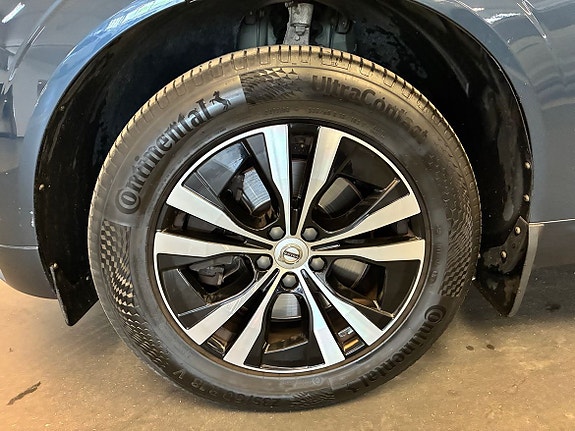 Volvo XC60 5 of 19
