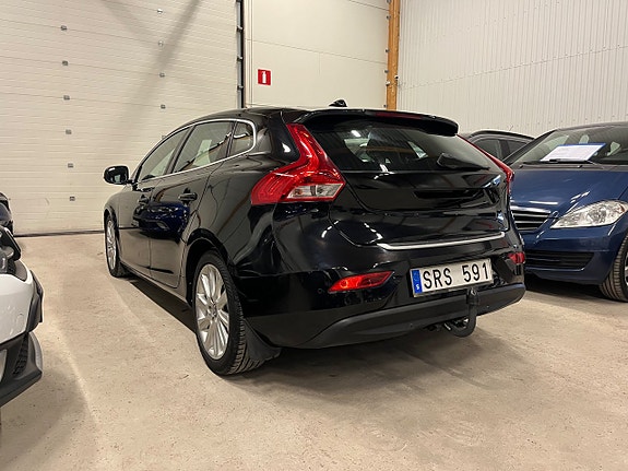 Volvo V40 5 of 14