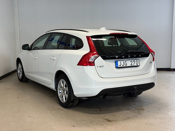 Volvo V60 4 of 14