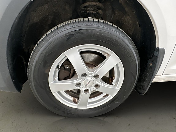 Volkswagen Caddy 23 of 26