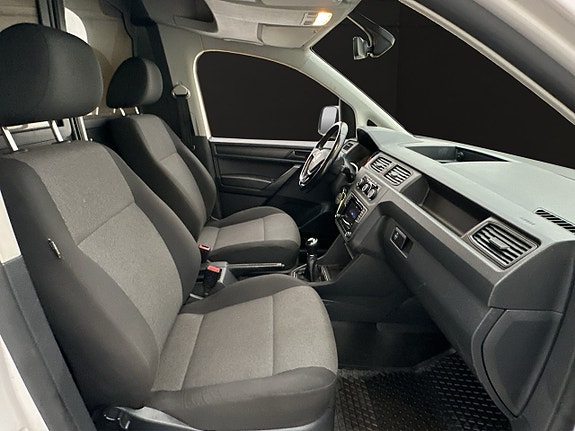 Volkswagen Caddy 21 of 26