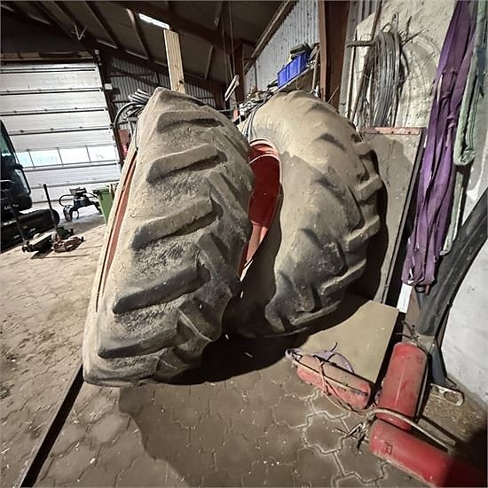 Goodyear 20.8 R 42 - Tvillingehjul / Twin wheels 4 of 6