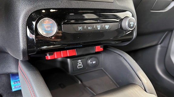 Ford Kuga 17 of 23