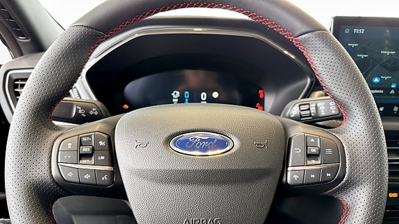 Ford Kuga 15 of 23