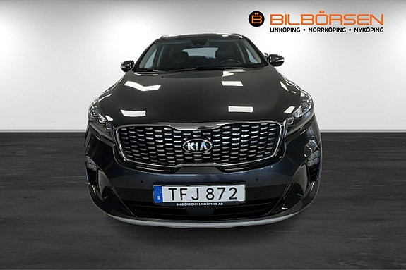 Kia Sorento 2 of 14