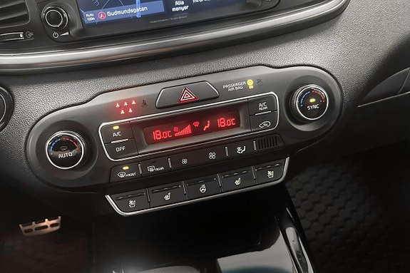 Kia Sorento 13 of 14