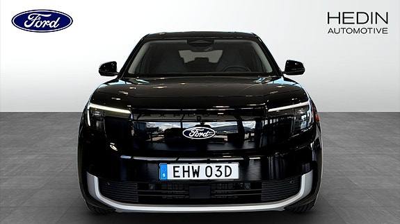Ford Explorer 8 of 21