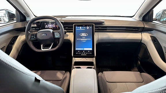 Ford Explorer 4 of 21