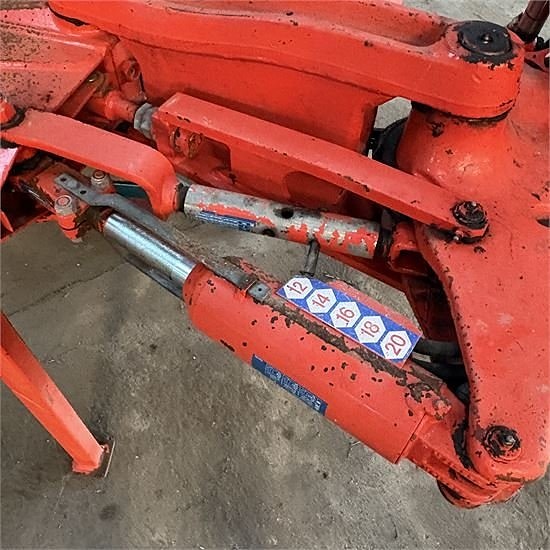 Kuhn Varimaster 152 - 5 furet liftophængt vendeplov / lift m 10 of 22