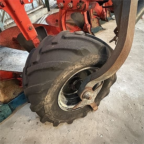 Kuhn Varimaster 152 - 5 furet liftophængt vendeplov / lift m 15 of 22
