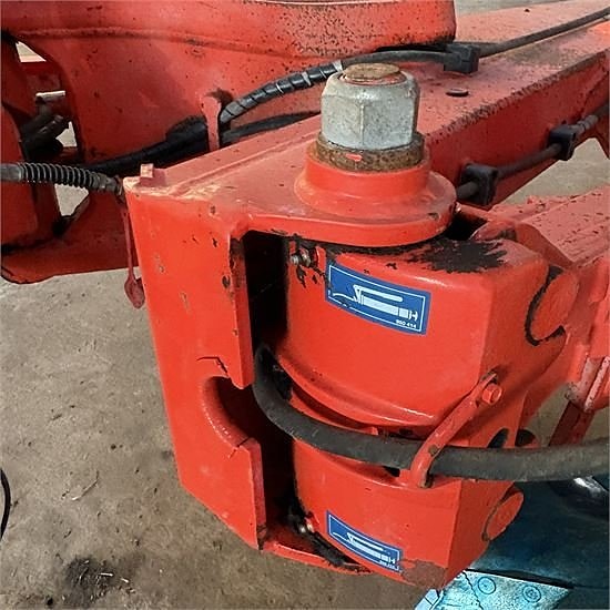 Kuhn Varimaster 152 - 5 furet liftophængt vendeplov / lift m 5 of 22