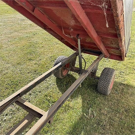 Kubota B2100 - Med kost og tip trailer / with broom and tipt 15 of 30