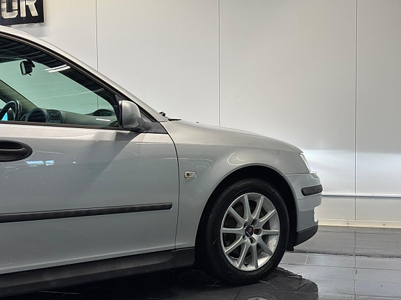 Saab 9-3 10 of 25