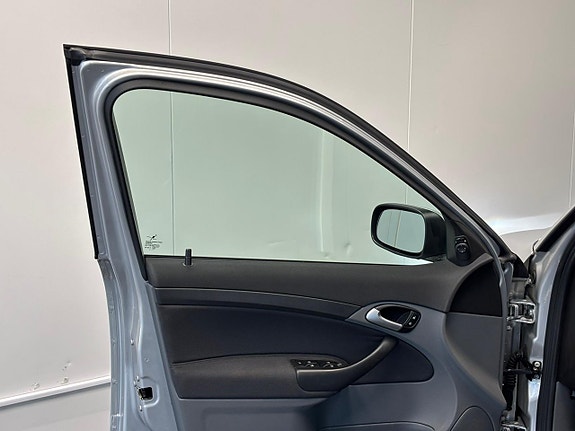 Saab 9-3 12 of 25