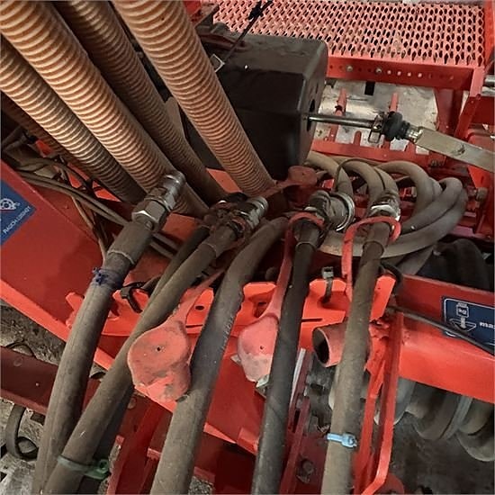 Kuhn Venta LC 402 - Type: CD400 2R 26 of 30