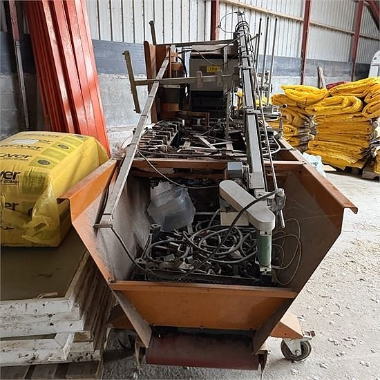 JAVO 72985 potting machine 3 of 18