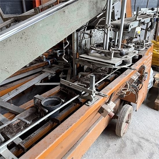 JAVO 72985 potting machine 6 of 18