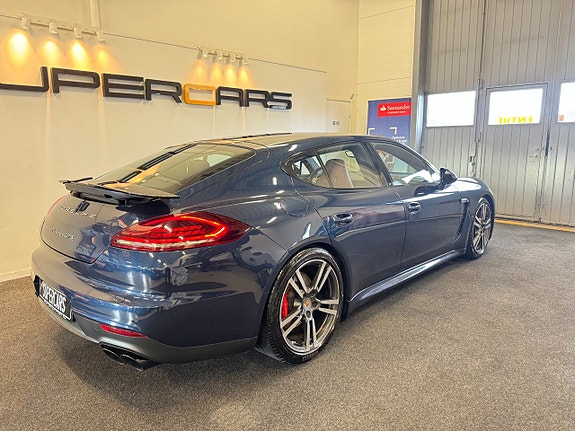 Porsche Panamera GTS 3 of 28