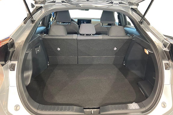Toyota C-HR 12 of 21