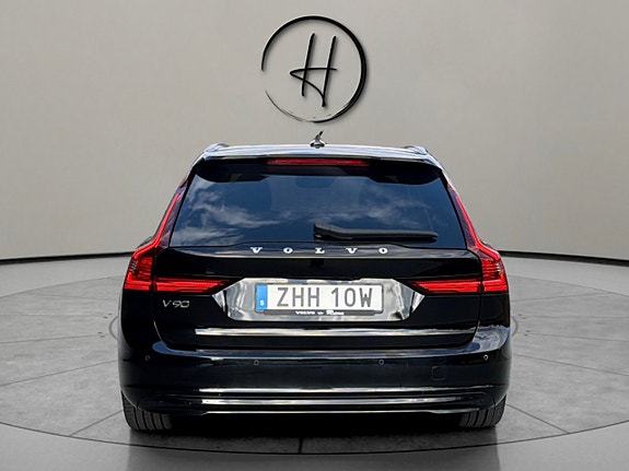 Volvo V90 4 of 29