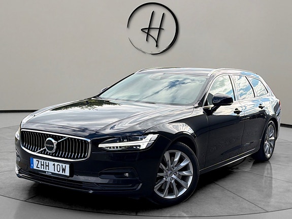 Volvo V90 2 of 29