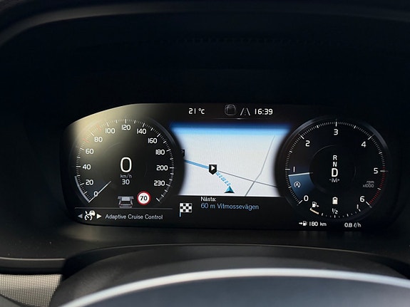Volvo V90 16 of 29