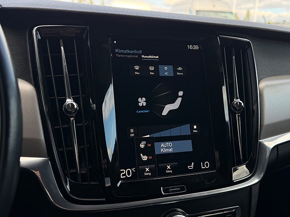 Volvo V90 23 of 29