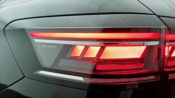 Volkswagen Passat 19 of 19