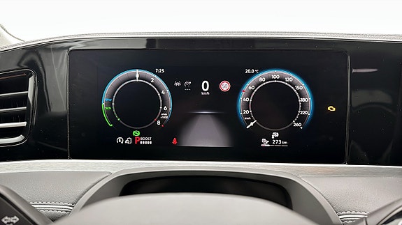 Volkswagen Passat 13 of 19