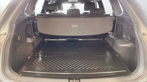 Volkswagen Tiguan 12 of 13
