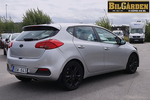 Kia Ceed 4 of 19