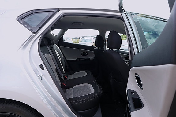 Kia Ceed 11 of 19