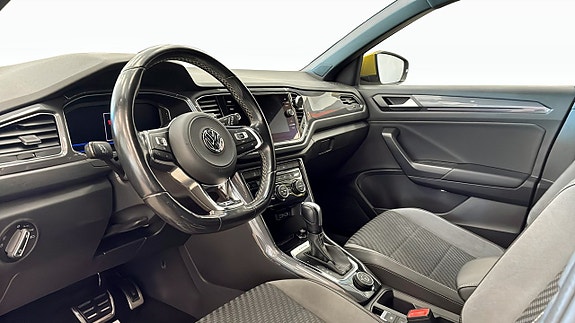Volkswagen T-Roc 7 of 15