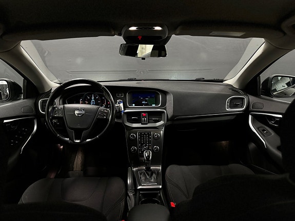 Volvo V40 14 of 22