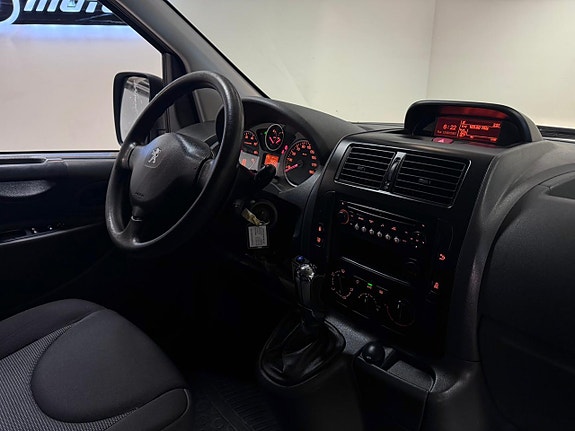 Peugeot Expert 19 of 19
