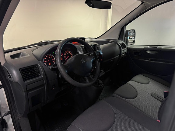 Peugeot Expert 14 of 19
